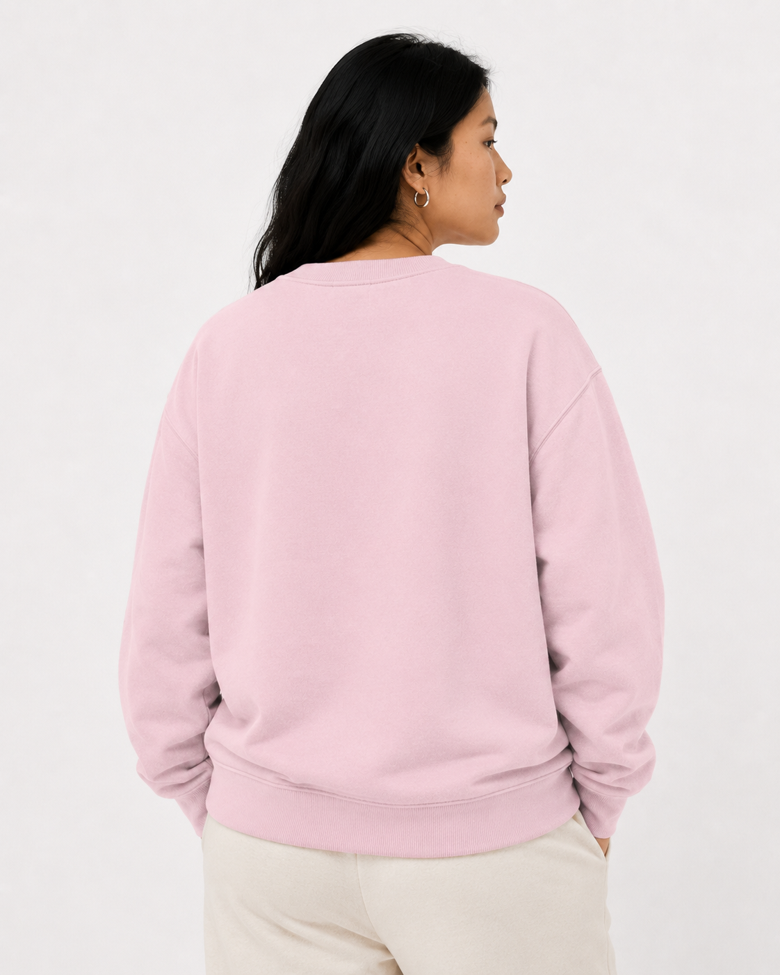 aura999+ — ESSENTIAL SWEATSHIRT