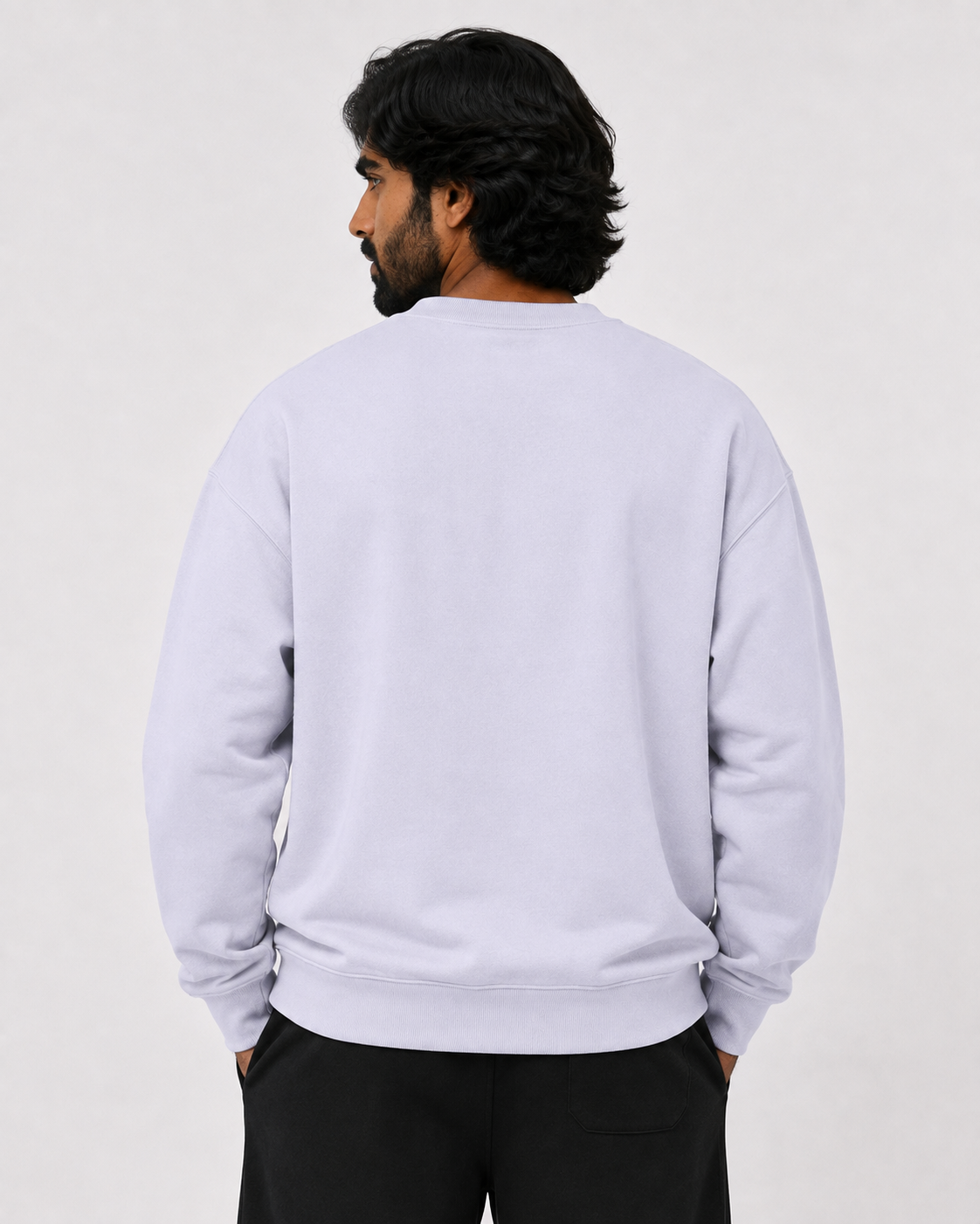 aura999+ — ESSENTIAL SWEATSHIRT
